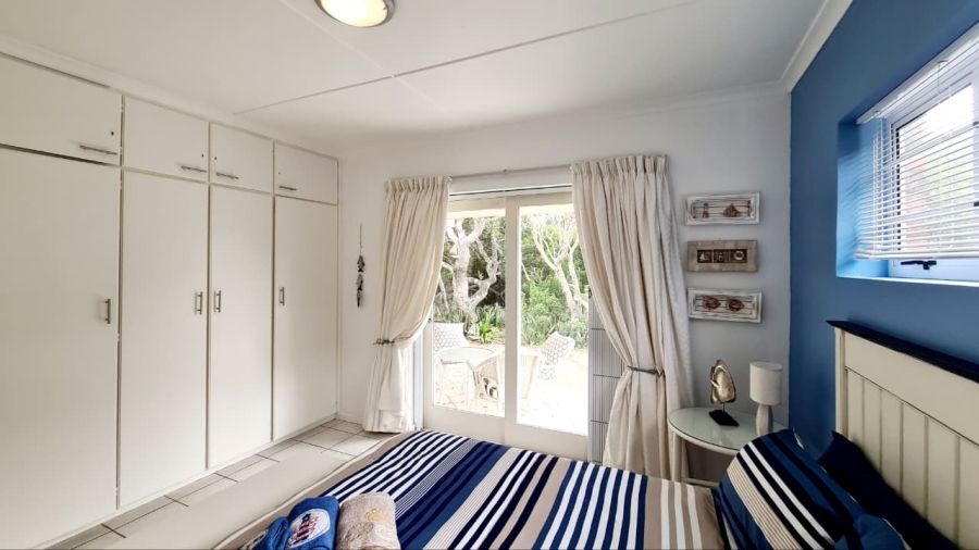 5 Bedroom Property for Sale in Kenton On Sea Eastern Cape